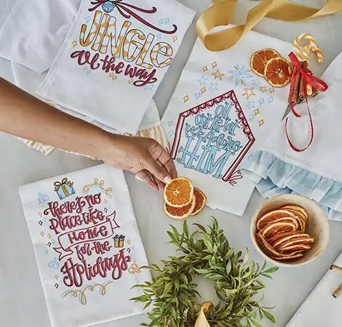 Red Land Cotton Holiday Tea Towels